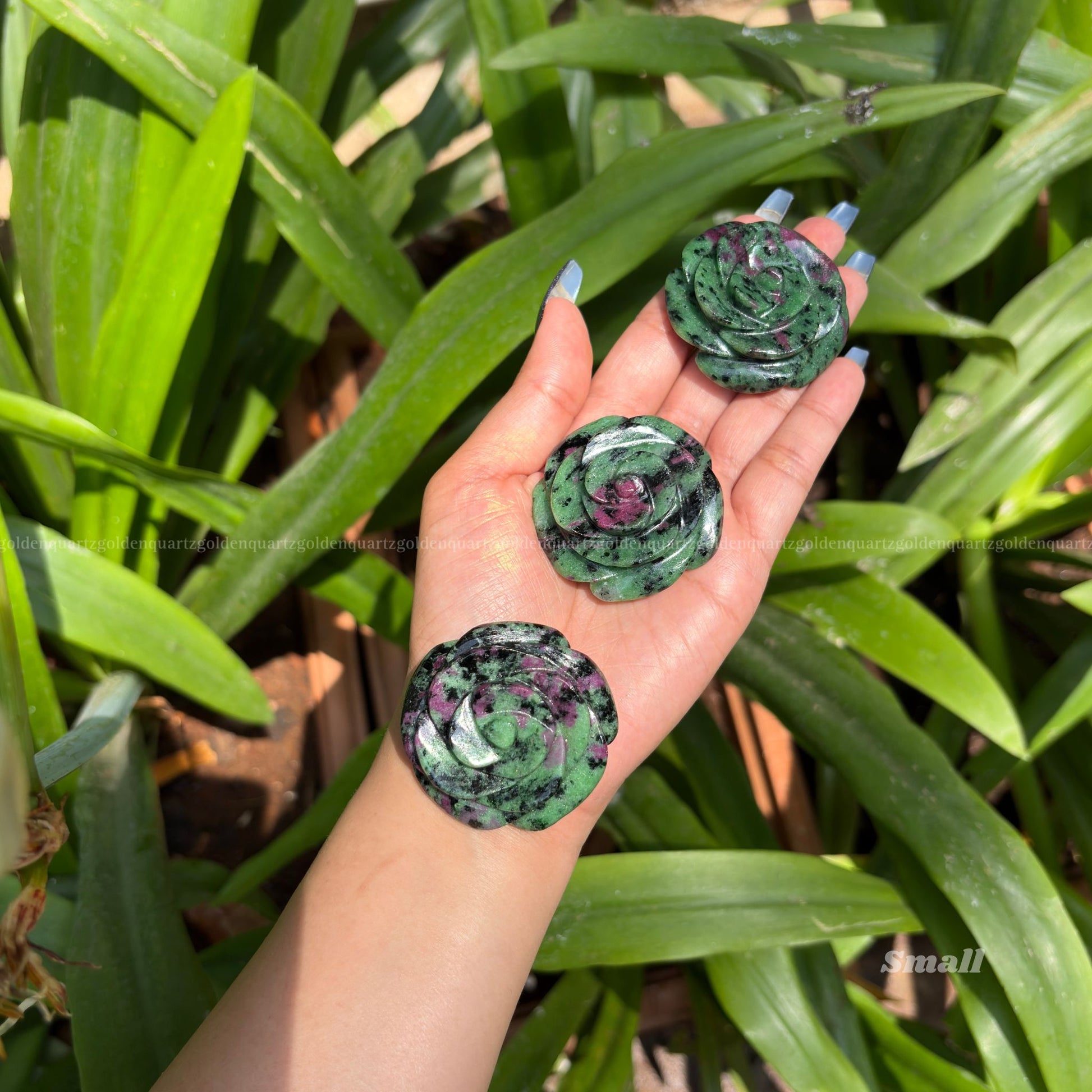 CRYSTAL ROSES - Golden Quartz 