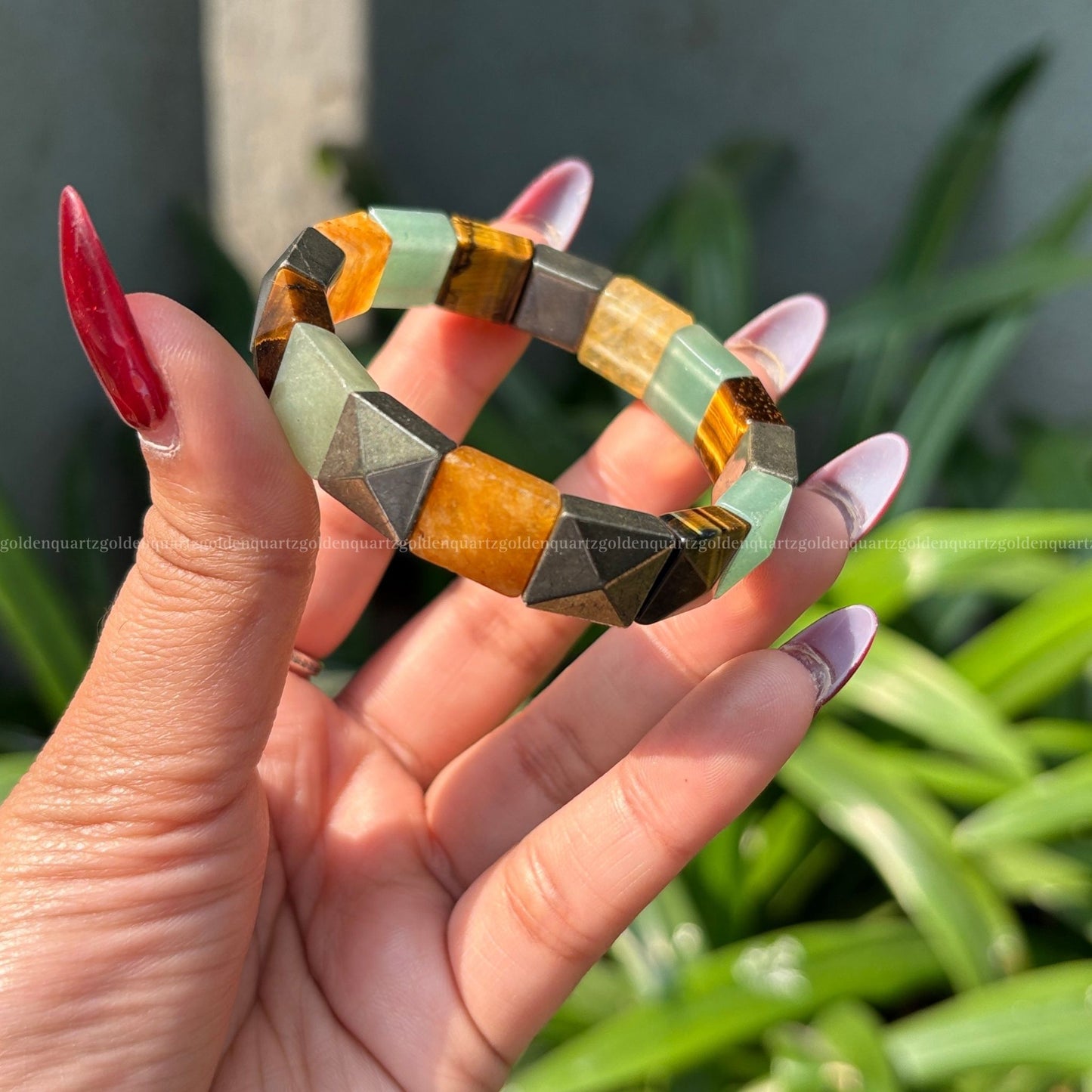 Money Magnet Facet Bracelet