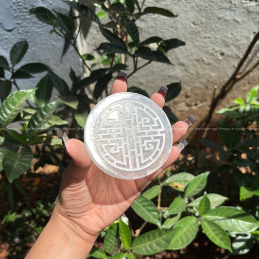 Shou Sign ( White Etched ) - Golden Quartz 