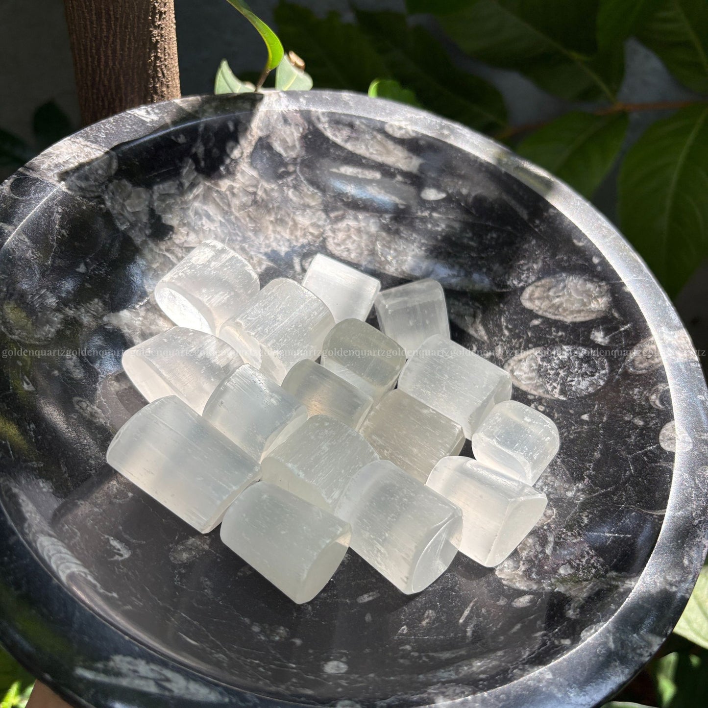 Selenite Tumble Stone - Golden Quartz 