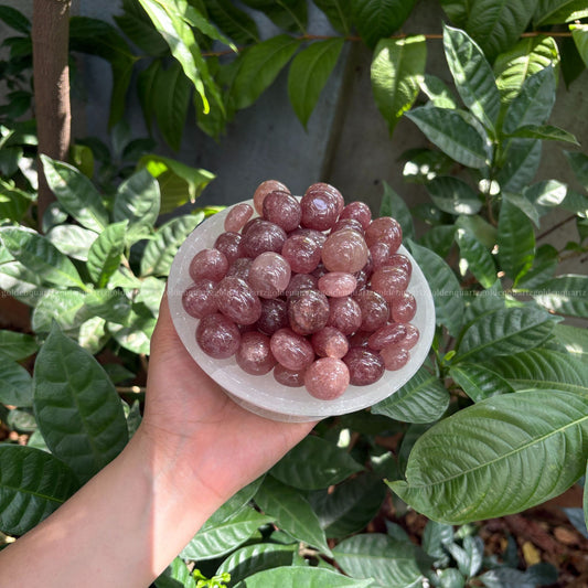 STRAWBERRY QUARTZ TUMBLE STONES - Golden Quartz 