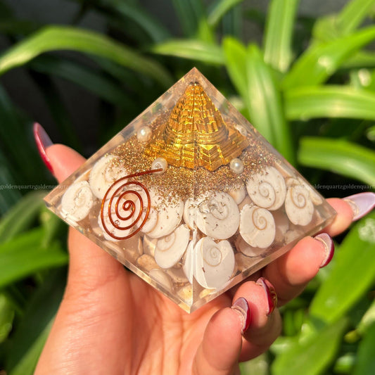 Shree Yantra Gomati Chakra Orgonite/Orgone Pyramid - Golden Quartz 