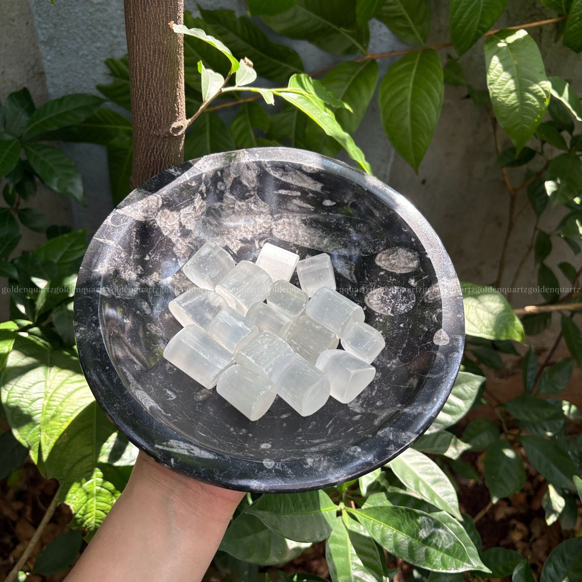 Selenite Tumble Stone - Golden Quartz 