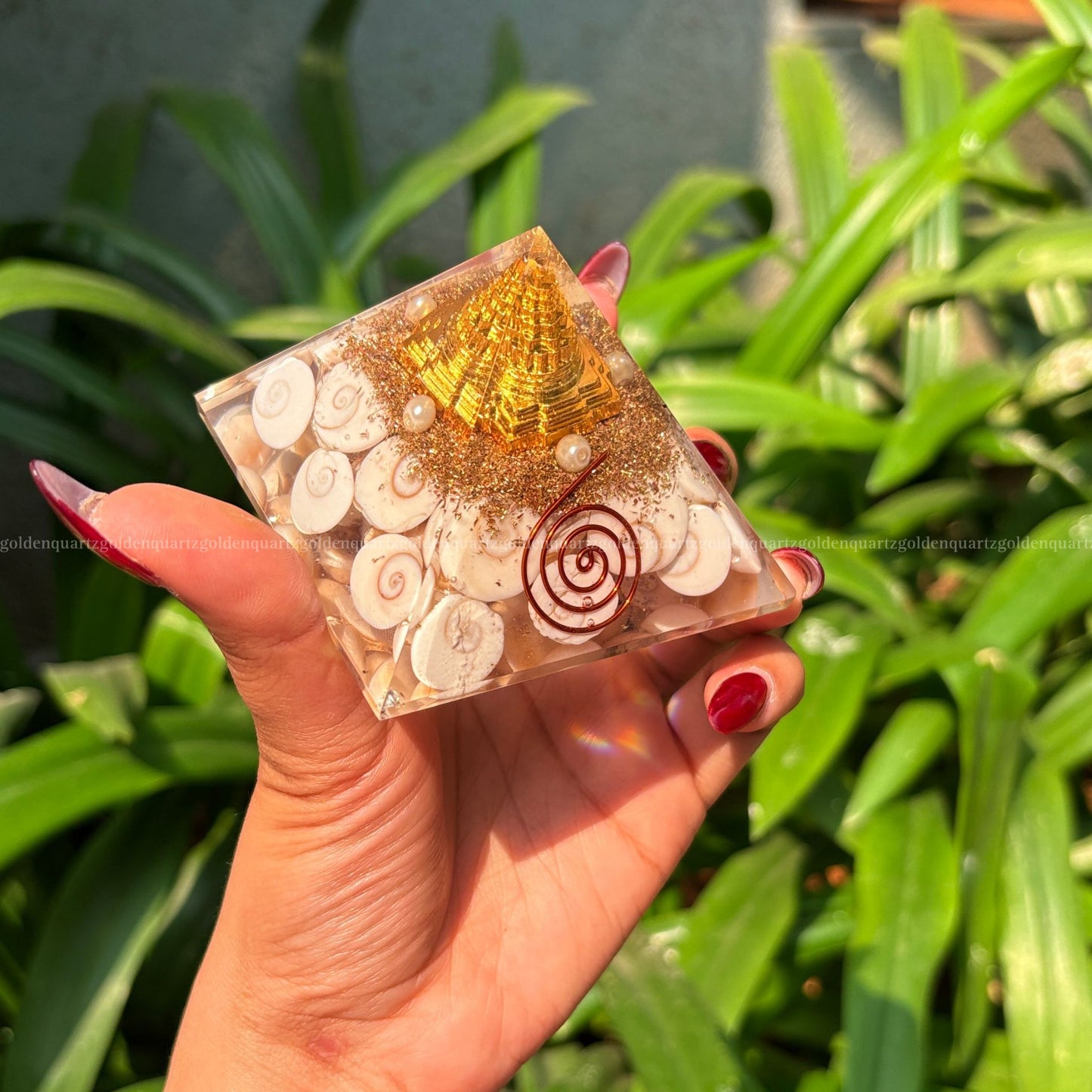 Shree Yantra Gomati Chakra Orgonite/Orgone Pyramid - Golden Quartz 