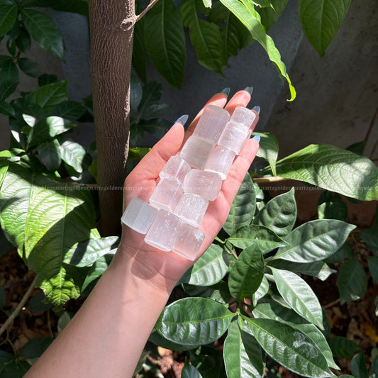 Selenite Tumble Stone - Golden Quartz 
