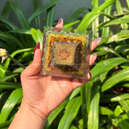 Money Magnet Orgonite/Orgone Pyramid For Wealth & Health. - Golden Quartz 