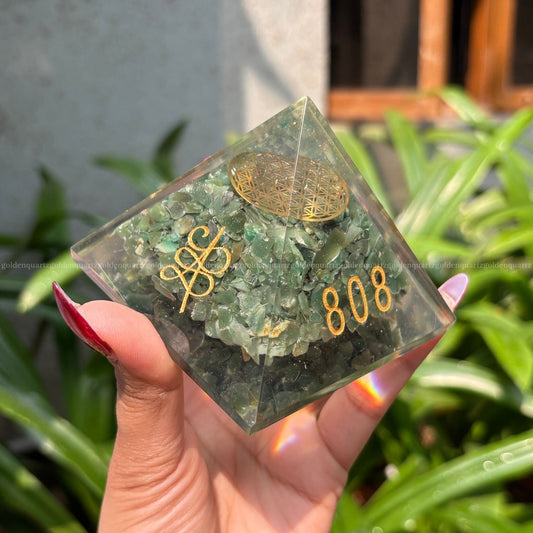 Green Aventurine Flower Of Life Copper Disk Zibu Signs Orgonite /Orgone Pyramid For Money & Growth - Golden Quartz 