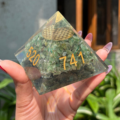 Green Aventurine Flower Of Life Copper Disk Zibu Signs Orgonite /Orgone Pyramid For Money & Growth - Golden Quartz 