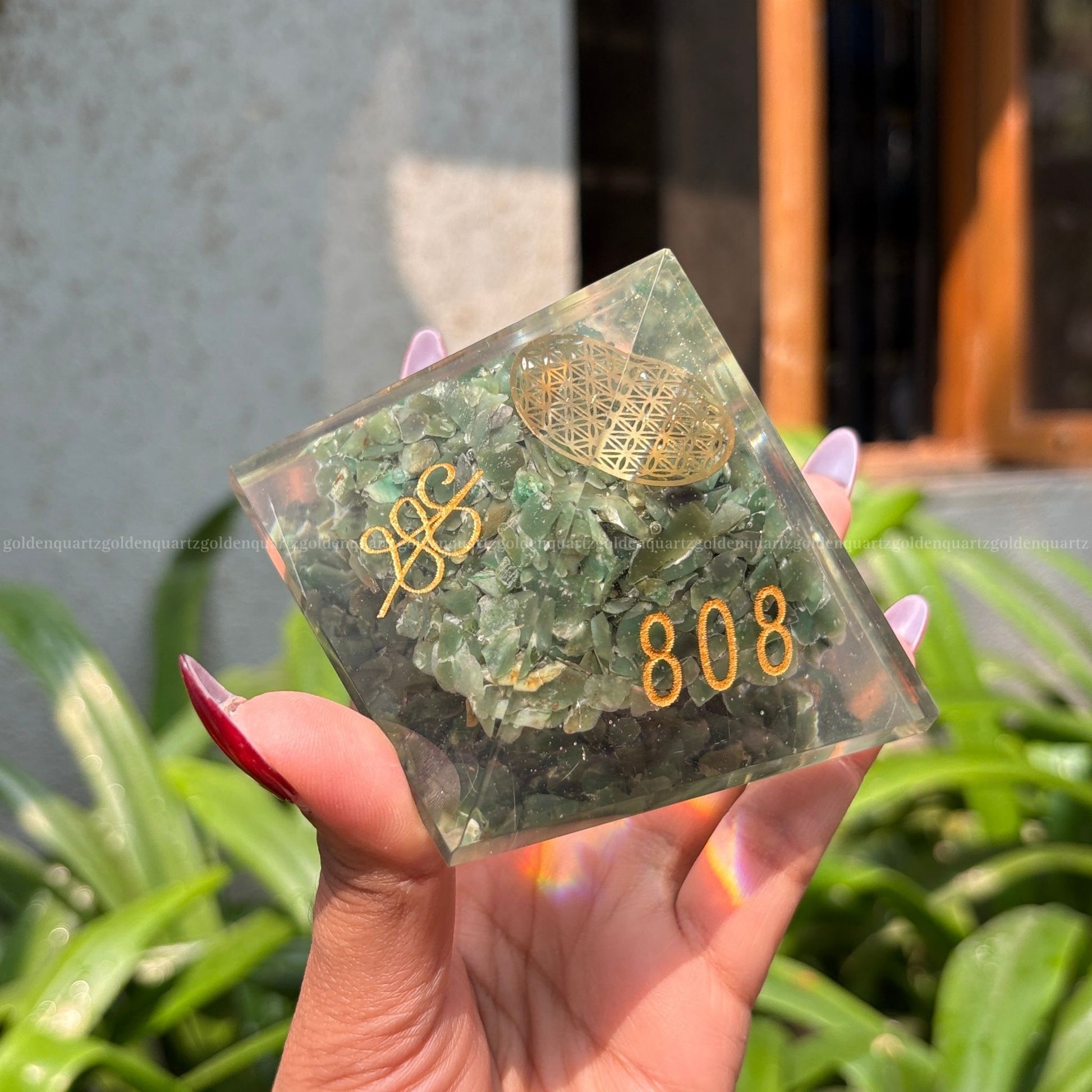 Green Aventurine Flower Of Life Copper Disk Zibu Signs Orgonite /Orgone Pyramid For Money & Growth - Golden Quartz 